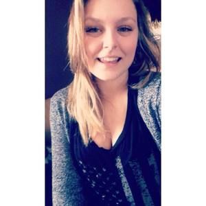 Meet your Posher, Chloé